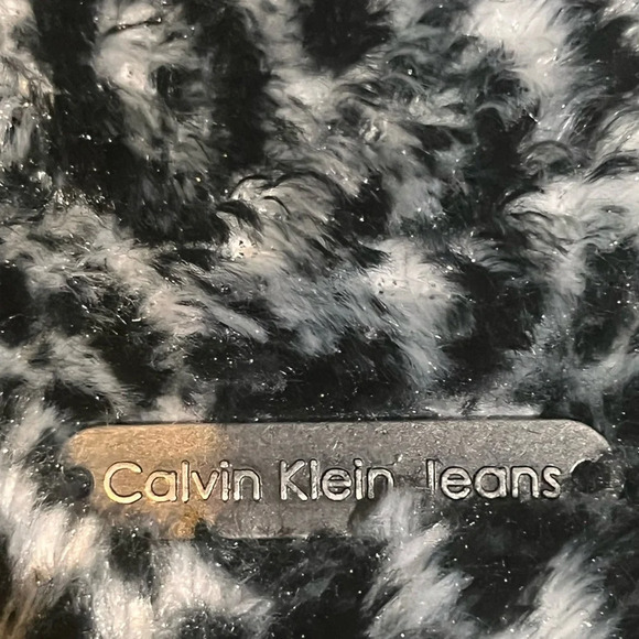 FINAL PRICE Girl’s Calvin Klein Jeans Faux Fur Jacket - Picture 6 of 6